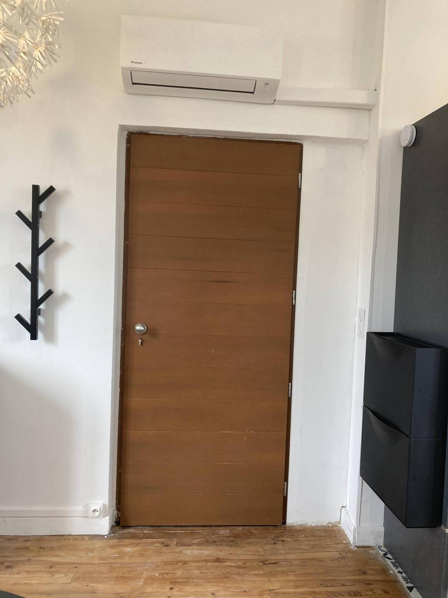 Location Appartement Des Pyrenees Borderes-sur-l'Echez Chambre photo