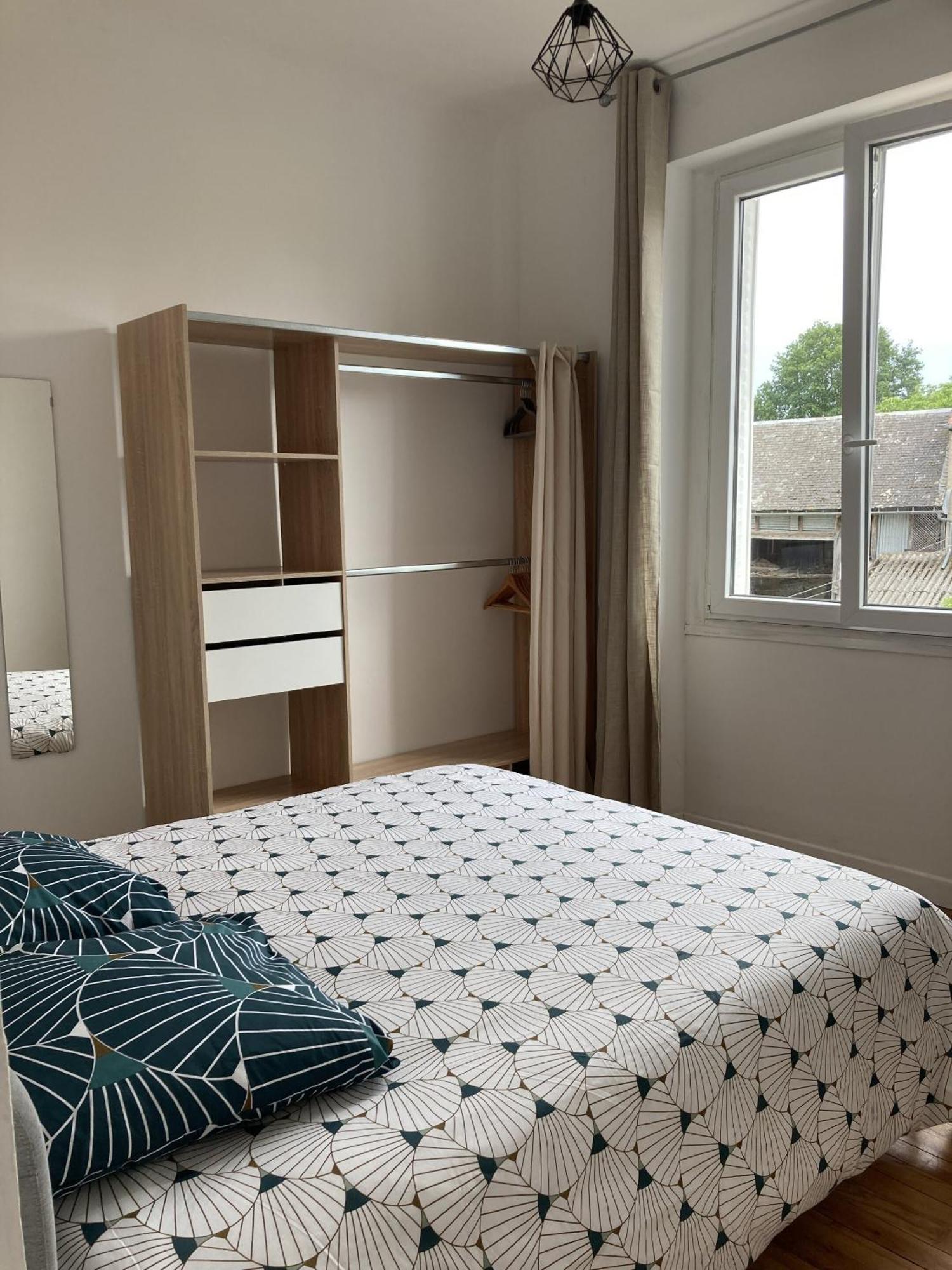 Location Appartement Des Pyrenees Borderes-sur-l'Echez Chambre photo
