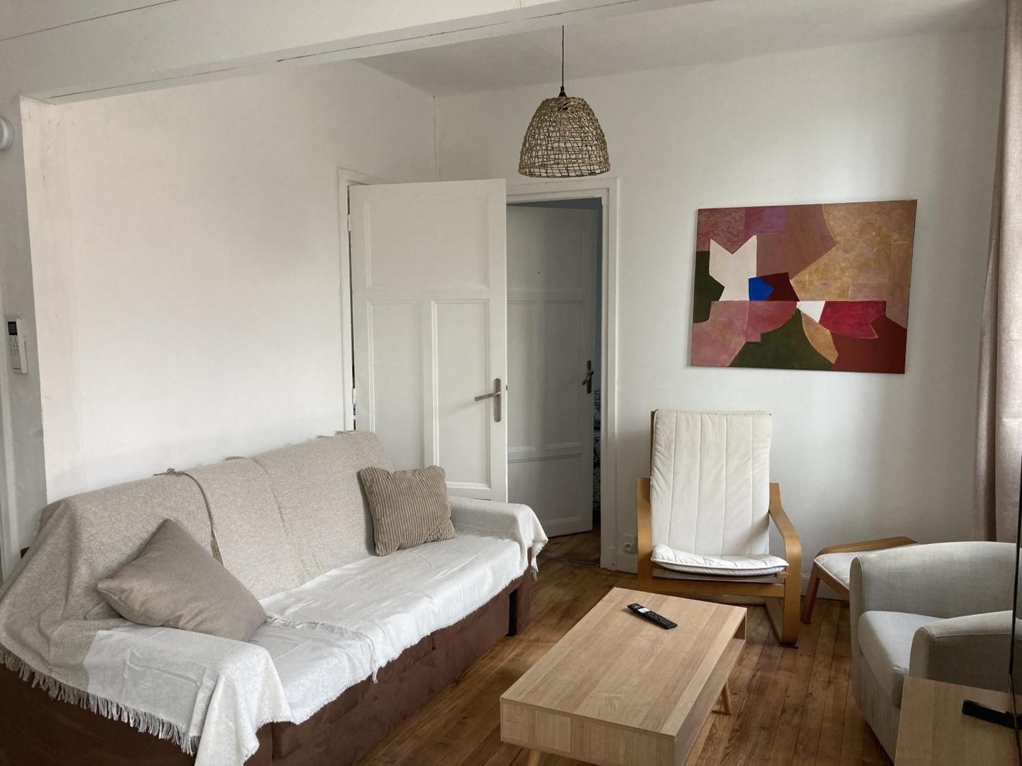 Location Appartement Des Pyrenees Borderes-sur-l'Echez Chambre photo