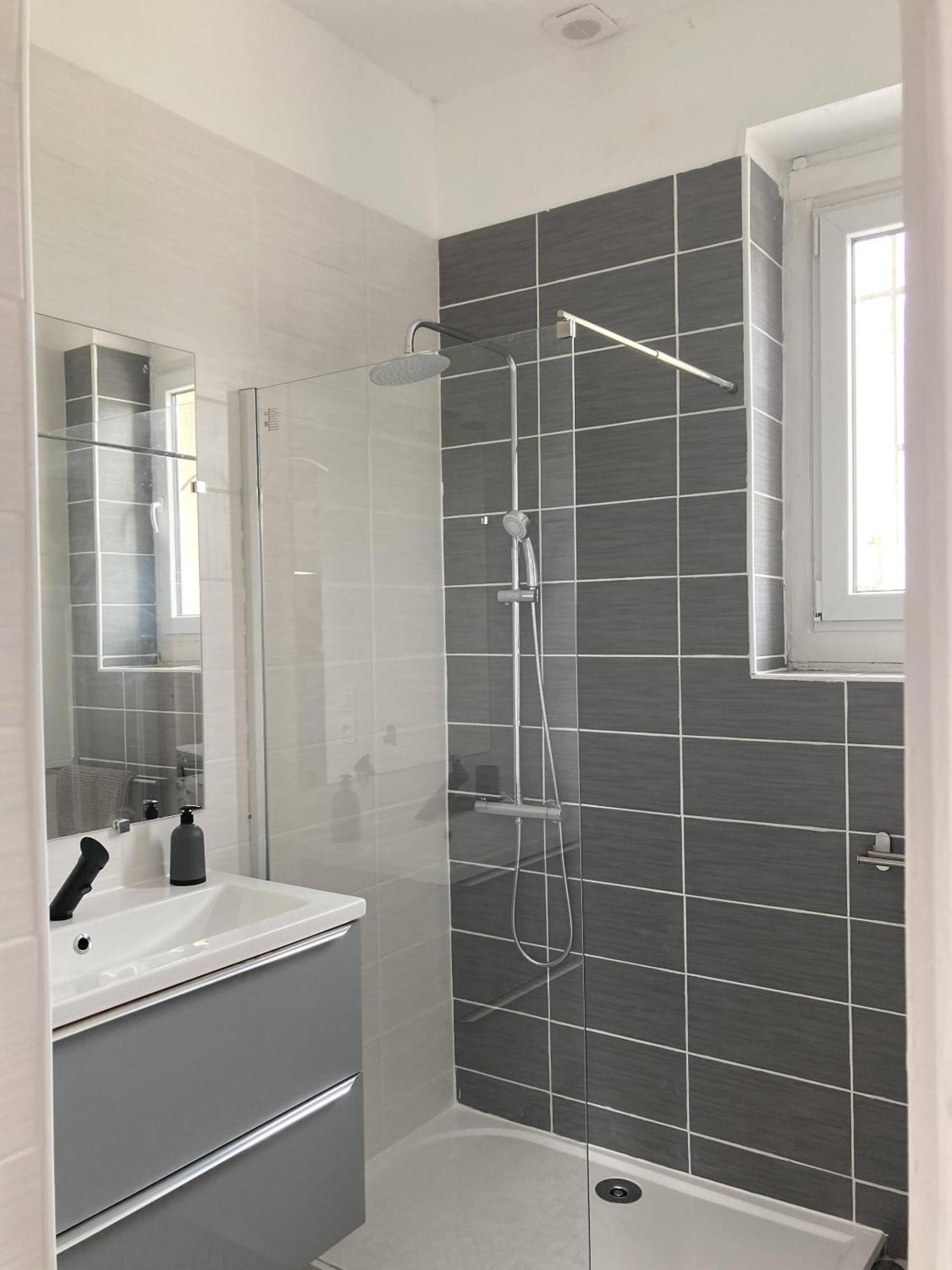Location Appartement Des Pyrenees Borderes-sur-l'Echez Extérieur photo